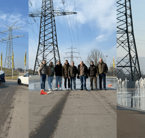 Bildcollage mit Gruppenfoto der Teilnehmer und zwei Fahrzeugbildern von einem Fahrsicherheitstraining.